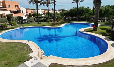 Los Almendros in Desconocida, Almeria